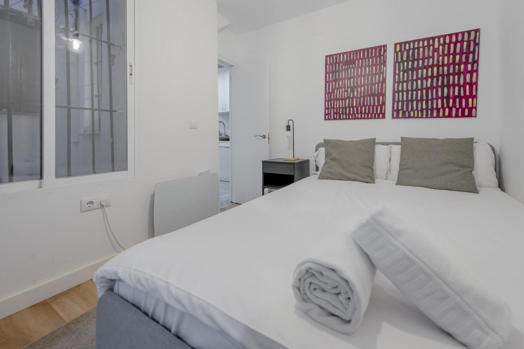 C-Cabeza Cool Apt Para 7 Al Lado De Tirso De Molina E1 Мадрид Экстерьер фото