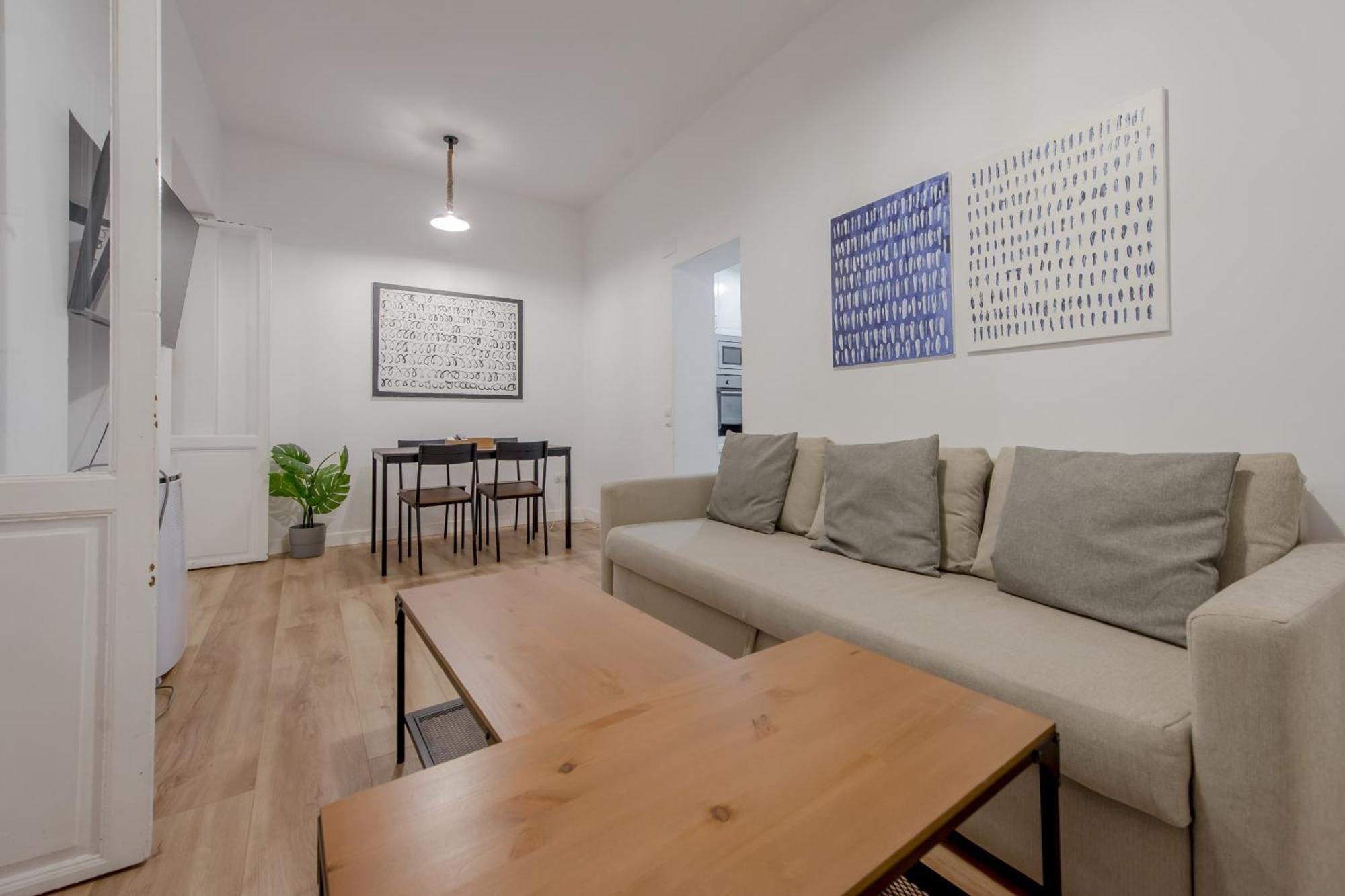 C-Cabeza Cool Apt Para 7 Al Lado De Tirso De Molina E1 Мадрид Экстерьер фото